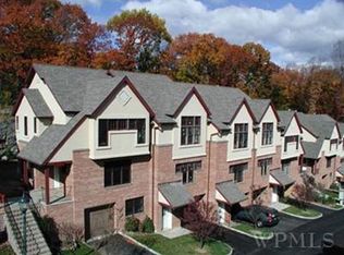 359 Central Park Ave APT D, Scarsdale, NY 10583
