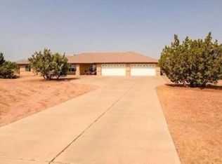 8420 Jargon St, Oak Hills, CA 92344