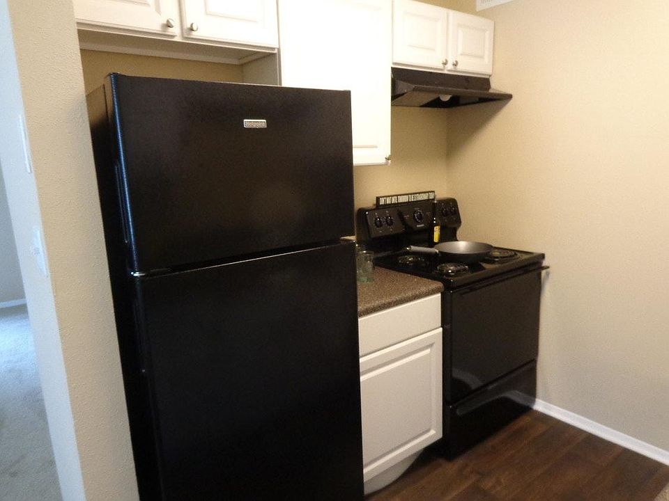 1st image of 13204 Mattie Cir APT 16