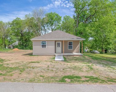 205 E Maple, Diamond, MO, 64840