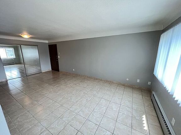 2nd image of 1031 Cromwell Ave APT 304