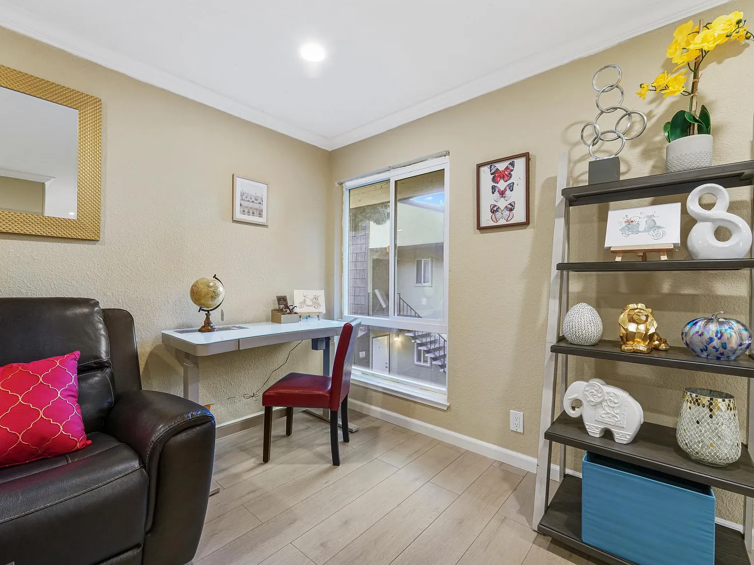 888 Golden Saratoga-Cupertino Apartment Homes — Photo 3