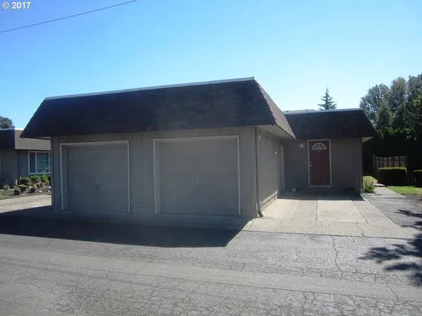 3524 Chiefs Ct NE, Salem, OR 97305
