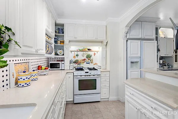 Sold by Halstead Real Estate | media 5