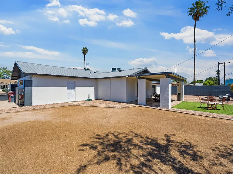 8639 E Virginia Ave — Photo 24