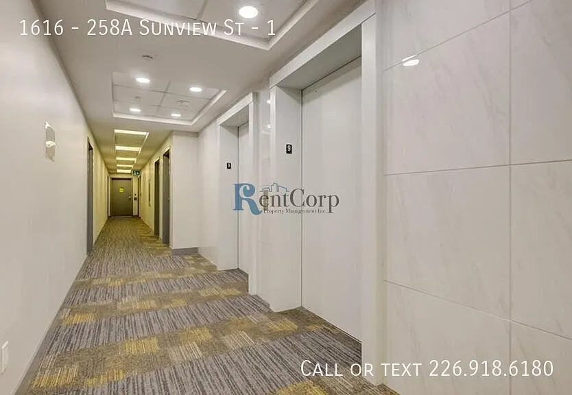 2 bed, 1.0 bath, 582 sqft, $1,800 — Photo 2