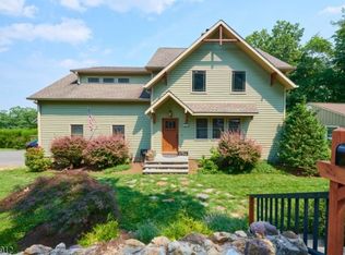 30 Longview Trl, Denville, NJ