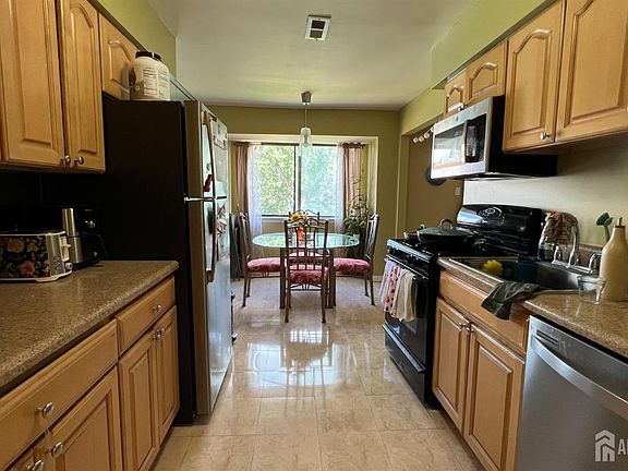 3rd image of 1210 Edison Glen Ter