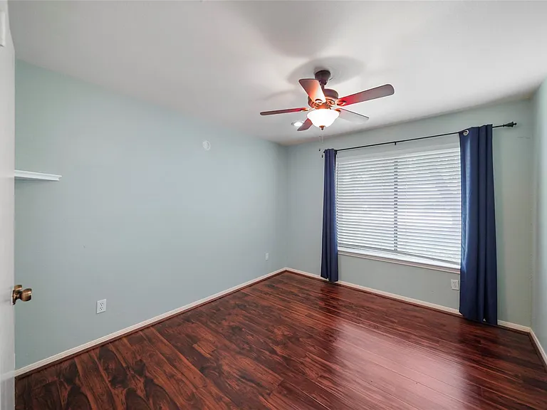 17206 Park Lodge Dr — Photo 18