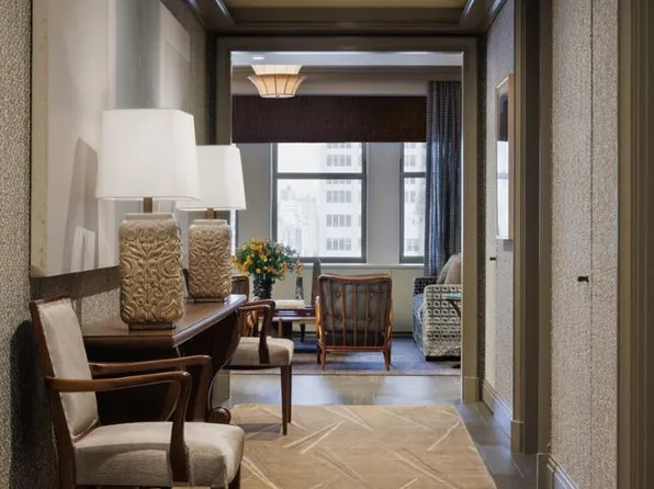 303 Park Avenue image 7 of 24