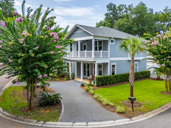 90 Beacon Point Dr, Santa Rosa Beach, FL 32459