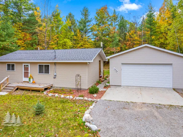 5949 Hillside Dr, Lewiston, MI 49756