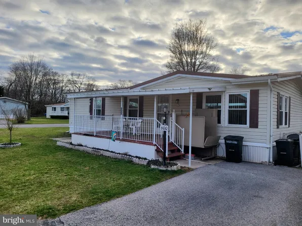 600 Spring Ct, Abbottstown, PA 17301