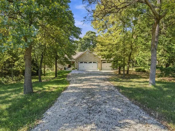 13932 Melissa Vue, Wamego, KS 66547