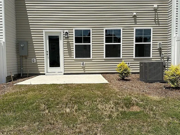 5024 Arkose Dr — Photo 3