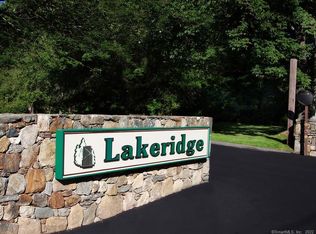 152 Old Farms Rd UNIT 152, Torrington, CT 06790