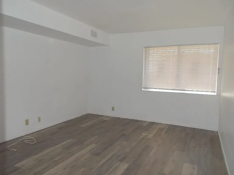 3168 S Eastern Ave #48 — Photo 11