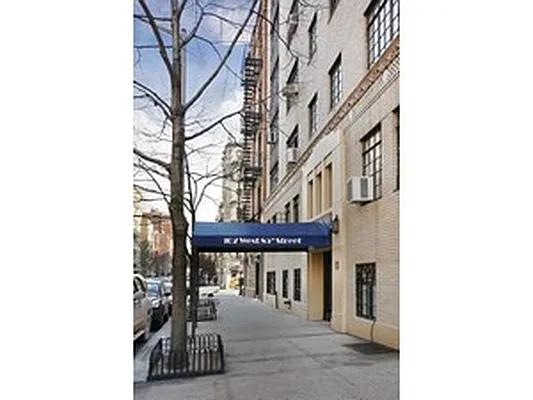 Sold by Corcoran | media 7