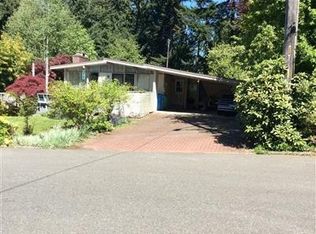 826 NE 202nd St, Seattle, WA 98155