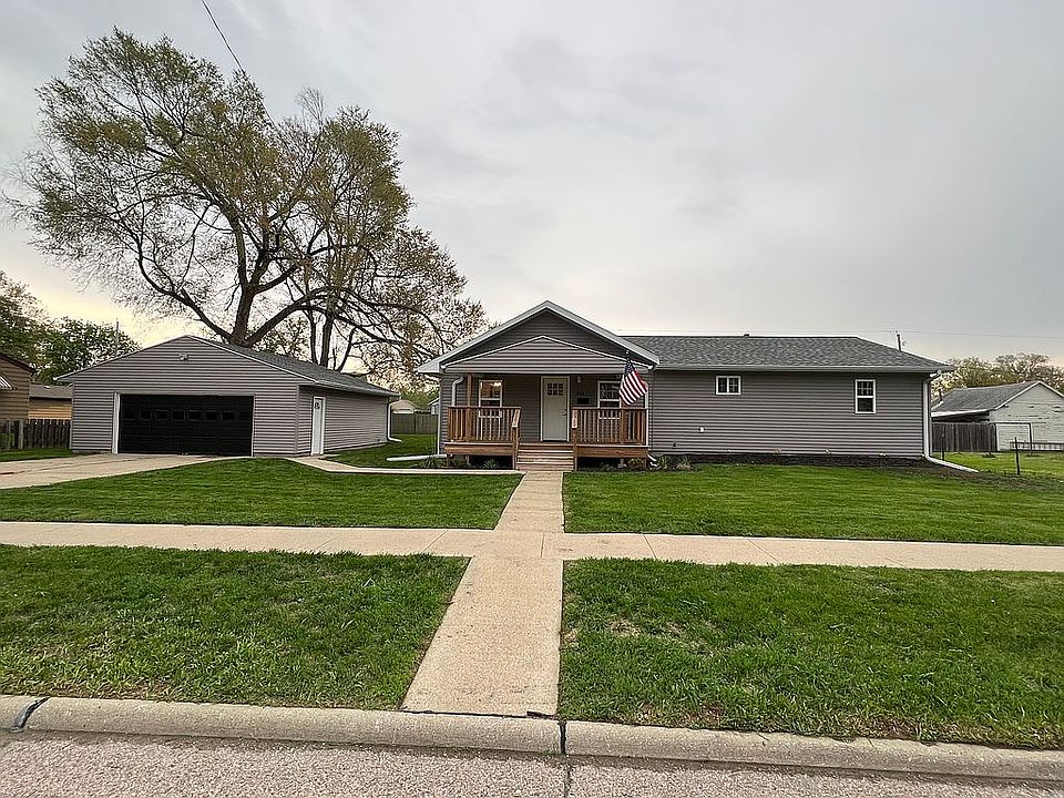 1st image of 2114 Fairbanks St