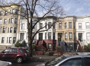 565 Eastern Pkwy, Brooklyn, NY 11216