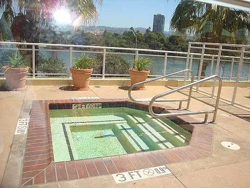 1 Lakeside Dr #6 — Photo 27