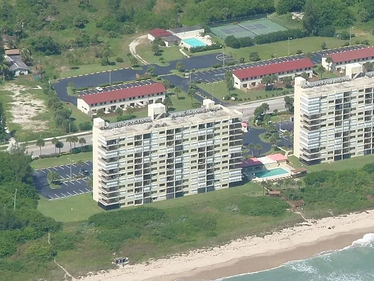 4235 N Highway A1A #14 — Photo 36