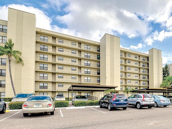 2nd image of 1000 Cove Cay Dr Unit 4C
