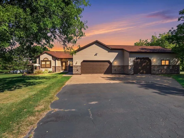 6 Victoria Ln, Ashland, WI 54806