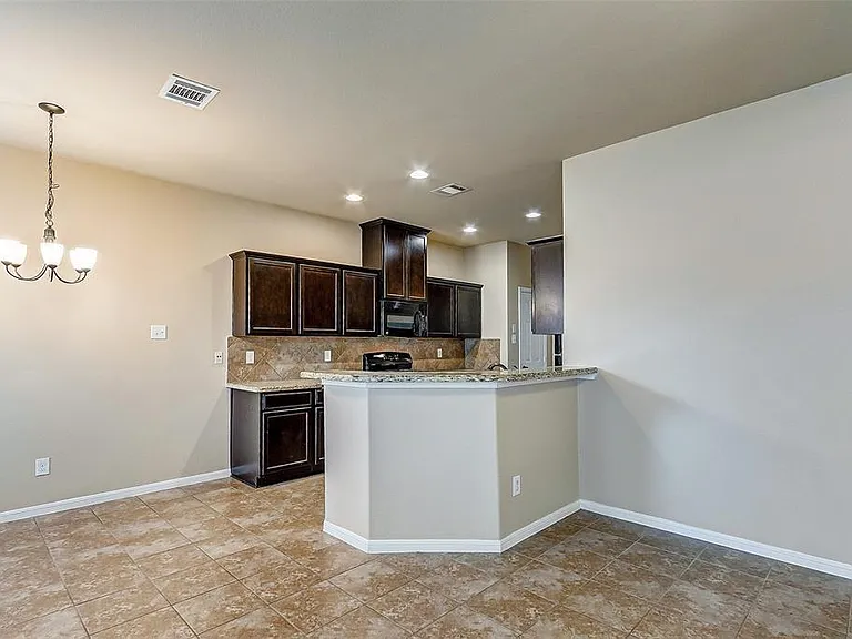 6039 Shelbourne Park Ln — Photo 10