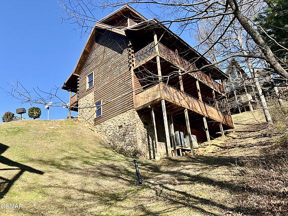 5th image of 1548 Rainbow Ridge Rd