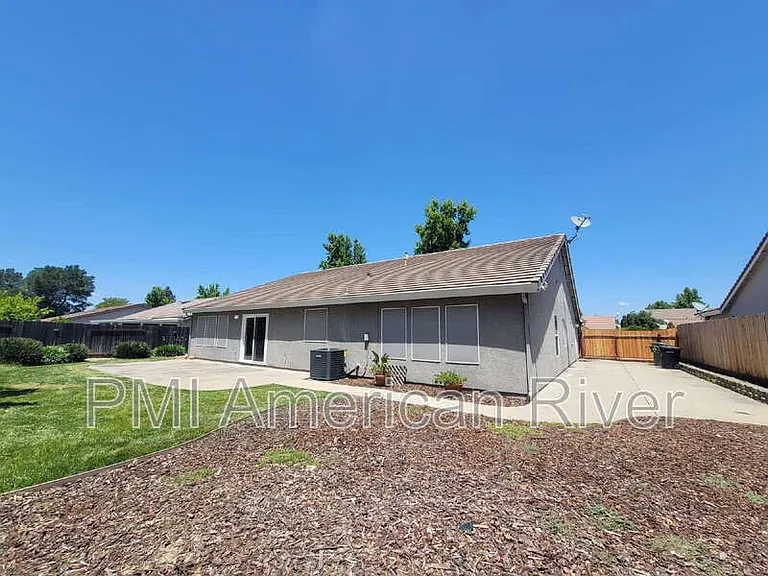 4405 Dusham Cir — Photo 21