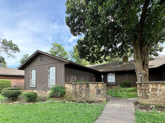 2nd image of 4802 S South Cir #U