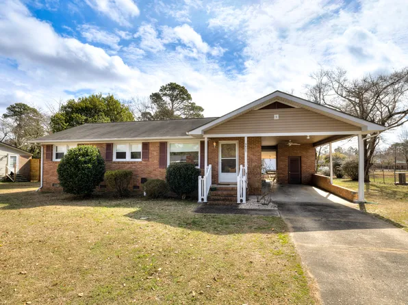 5420 Plantation Dr, Sumter, SC 29154