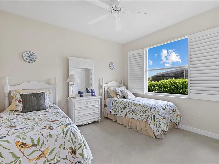 4924 Sedgewood Ln — Photo 13