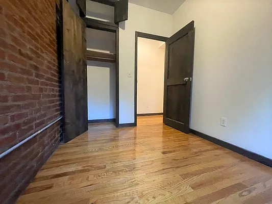 Rented by PocketBroker Inc | media 39