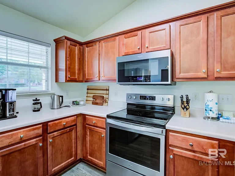 Balsam Ct — Photo 13