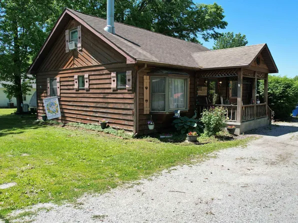 803 S Odle St, West Frankfort, IL 62896