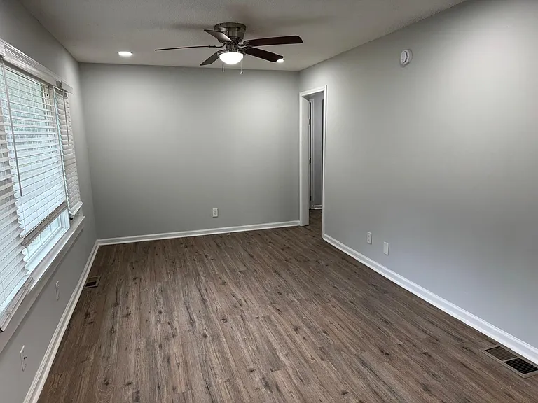 108 E Mimosa Dr — Photo 6