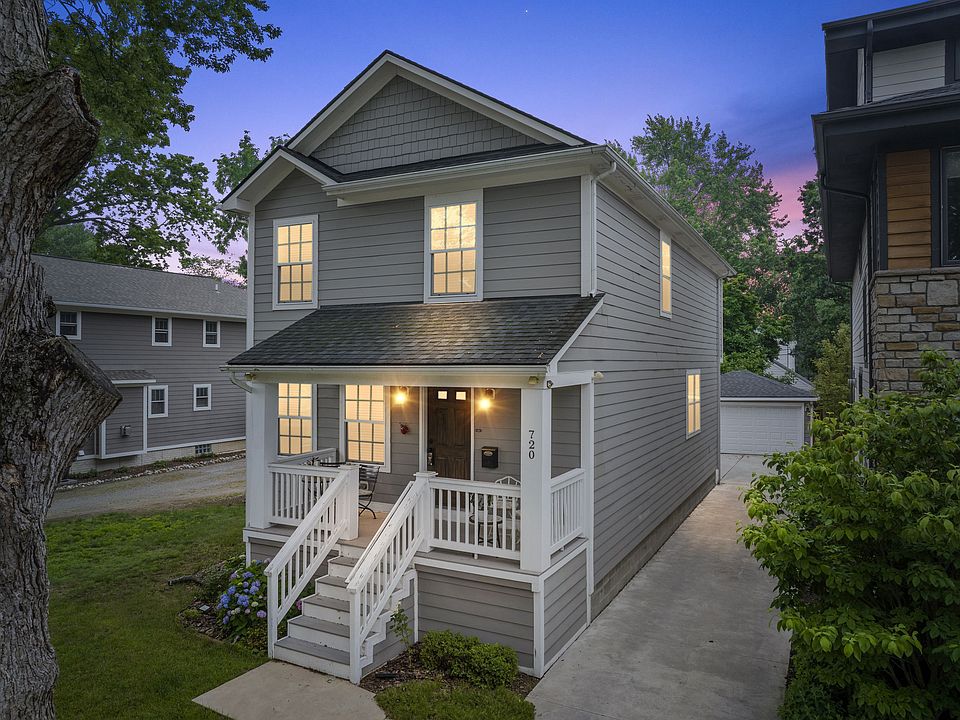 1st image of 720 Forest Ave
