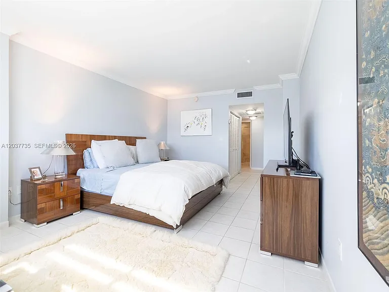500 Bayview Dr #1520 — Photo 8