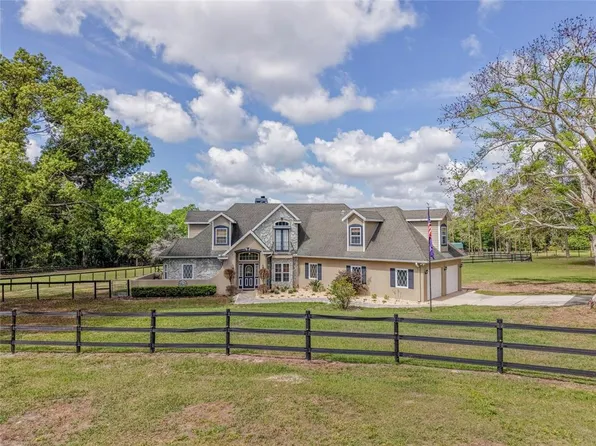 32640 Blueberry Hill Way, Dade City, FL 33523