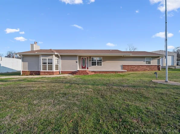 2 E Walnut St, Salina, OK 74365
