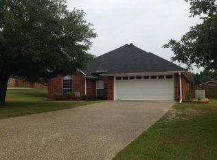 806 Bentwood Cir, Lindale, TX 75771