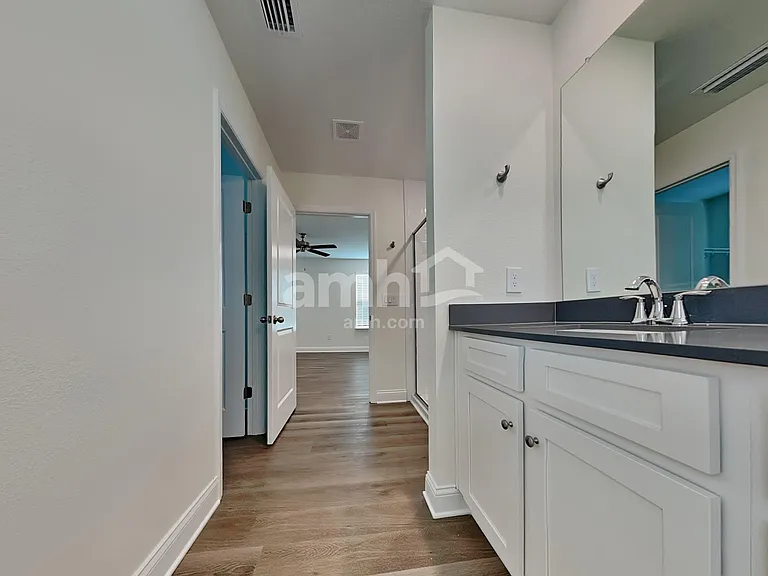 2644 Sunrise Landing Loop — Photo 13
