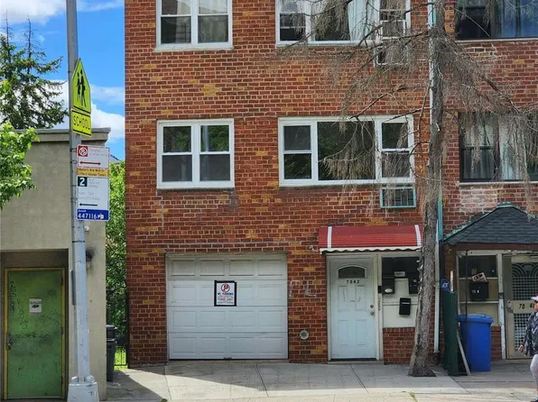 70-42 Kissena Boulevard, Flushing, NY 11367