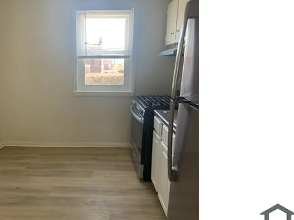 7521 Lange St, Baltimore, MD 21224