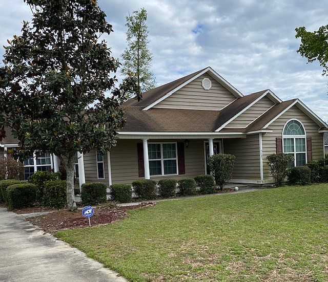 2nd image of 5885 Barkley Ln