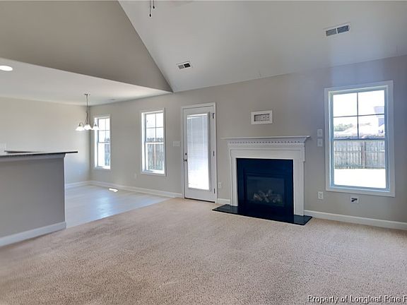 3rd image of 119 Stockbridge Dr