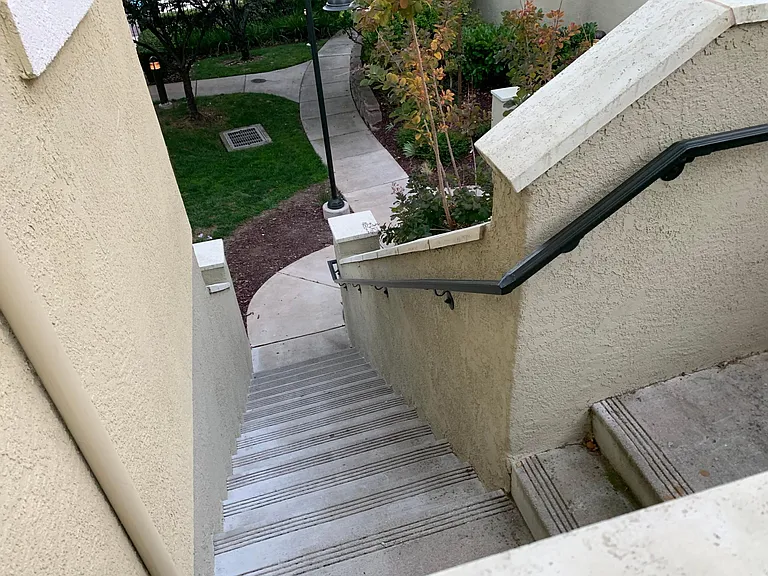 52 Picasso Ct — Photo 3